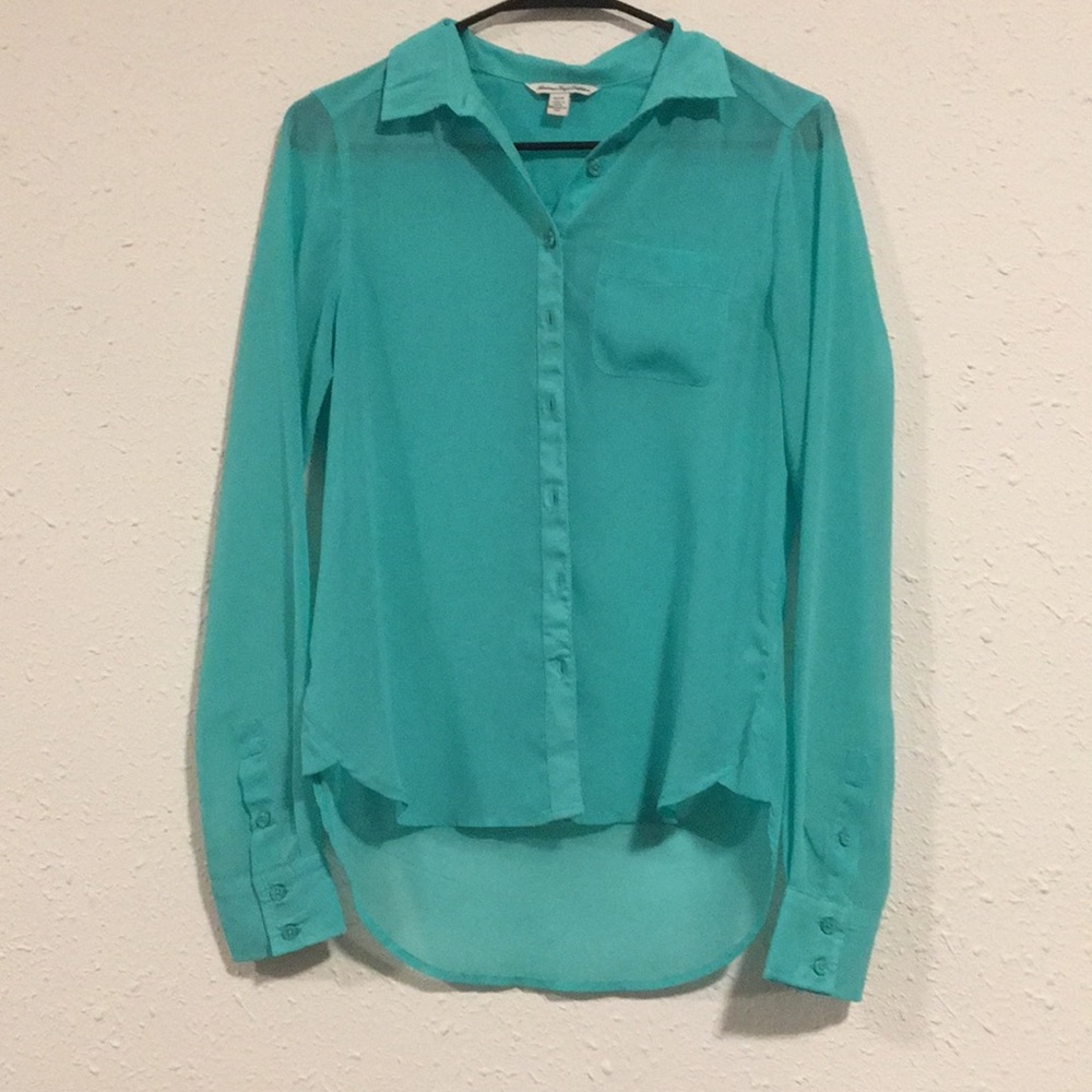 American Eagle button up